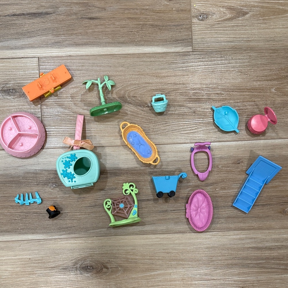 LPS Vintage Accessories